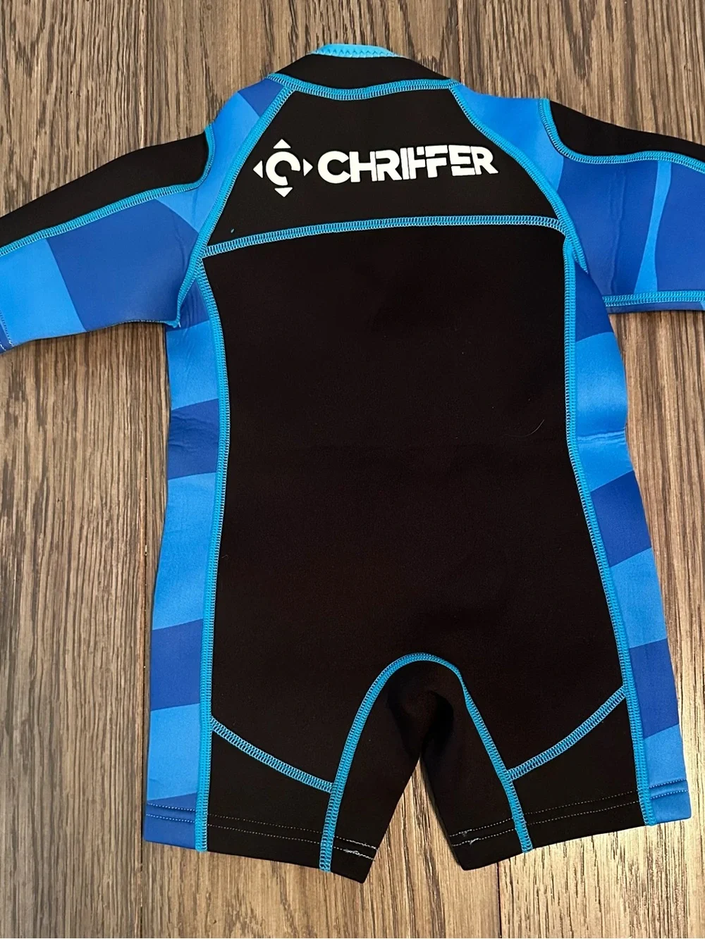 Chriffer Kids Short Sleeve Rashguard Suit in Black and Blue